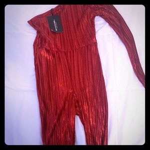 One shoulder long jumper